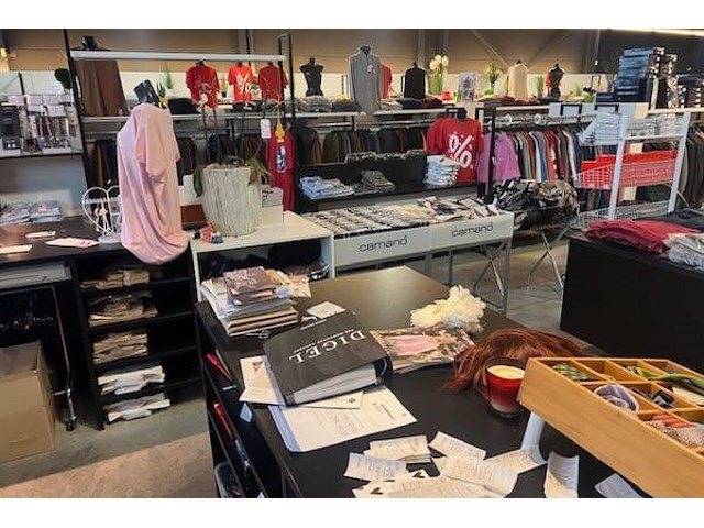 Dames- & herenkledij - afbeelding 8 van  10