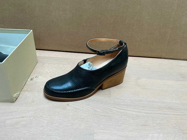 Dames design pumps 37,5 - afbeelding 1 van  8