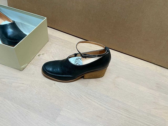 Dames design pumps 37,5 - afbeelding 2 van  8