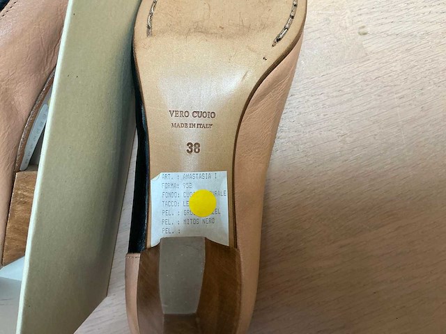 Dames design pumps 38 - afbeelding 4 van  6