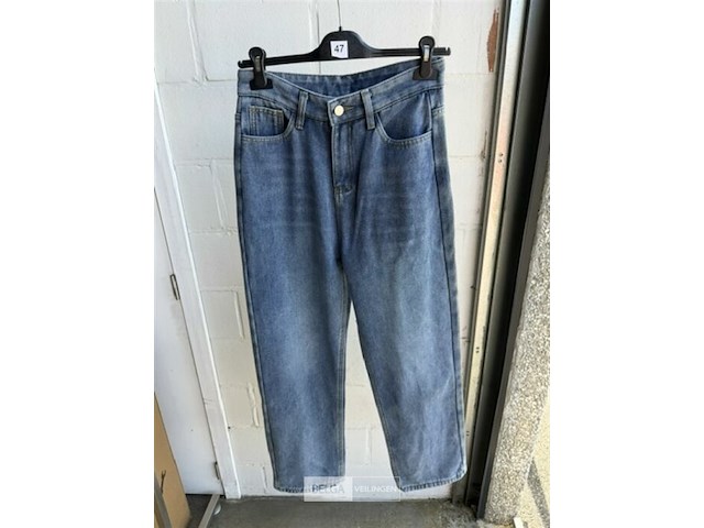 Dames jeansbroek maat m (wol aan binnenzijde) - afbeelding 1 van  4