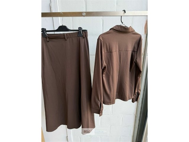 Dames set blazer + rok maat l - afbeelding 3 van  3