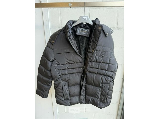 Dames winterjas (fleece binnenzijde) maat xxl - afbeelding 1 van  3