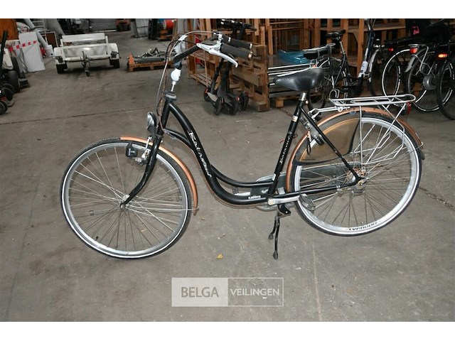 Damesfiets batavus - afbeelding 1 van  5