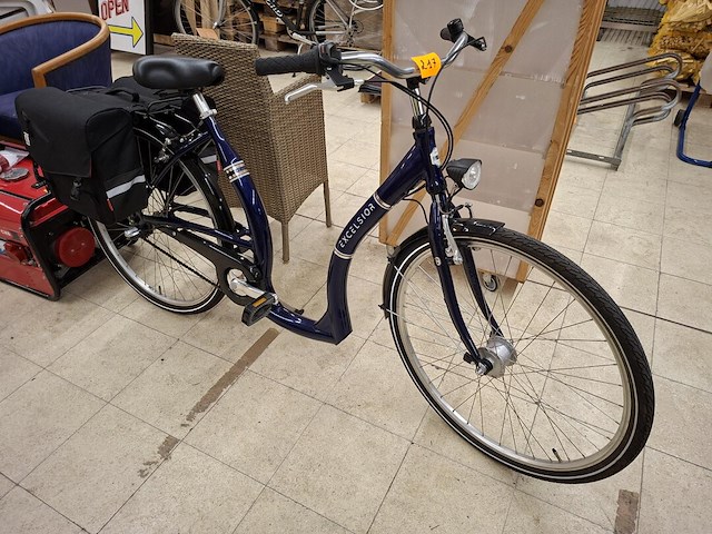 Damesfiets excelsior - afbeelding 1 van  3