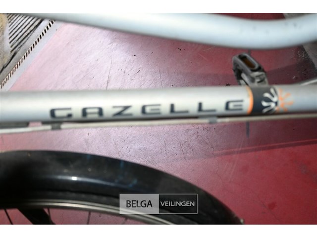 Damesfiets gazelle - afbeelding 3 van  3
