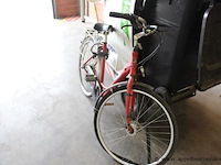 Damesfiets met schade - afbeelding 1 van  2