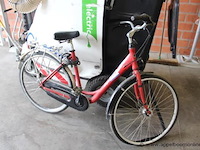 Damesfiets met schade - afbeelding 2 van  2