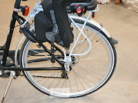 Damesfiets rambler + kinderstoel - afbeelding 2 van  4