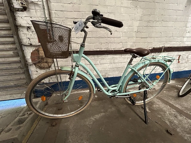 Damesfiets - afbeelding 1 van  4