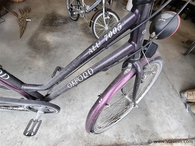 Damesfiets - afbeelding 3 van  3