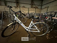 Damesfiets - afbeelding 1 van  1