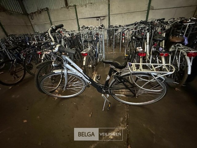 Damesfiets - afbeelding 1 van  2