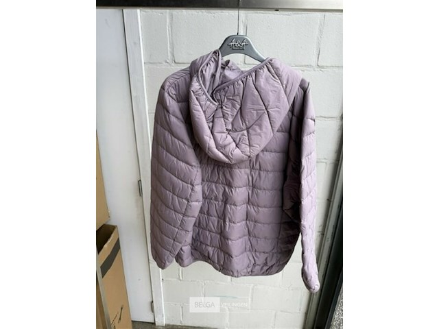Damesjas met kap maat 7xl - afbeelding 3 van  3
