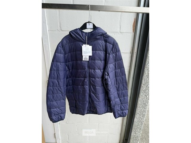 Damesjas met kap maat xxxl - afbeelding 1 van  3