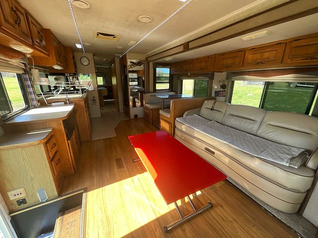 Damon corporation challenger motorhome - afbeelding 2 van  56