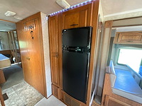 Damon corporation challenger motorhome - afbeelding 9 van  56