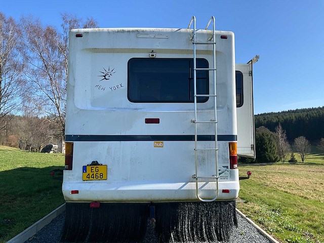 Damon corporation challenger motorhome - afbeelding 34 van  56