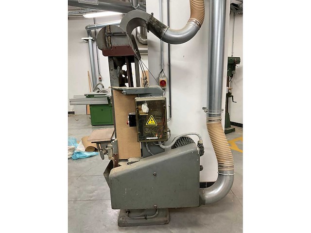 Danckaert verticale bandschuurmachine - afbeelding 4 van  10