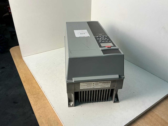 Danfoss fc-302p15kt5e21 frequentieregelaar - afbeelding 5 van  7
