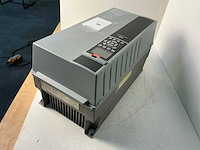 Danfoss fc-302p15kt5e21 frequentieregelaar - afbeelding 4 van  7