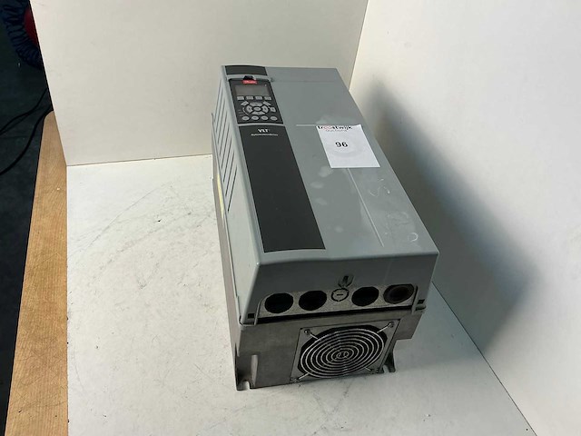 Danfoss fc-302p15kt5e21 frequentieregelaar - afbeelding 6 van  7