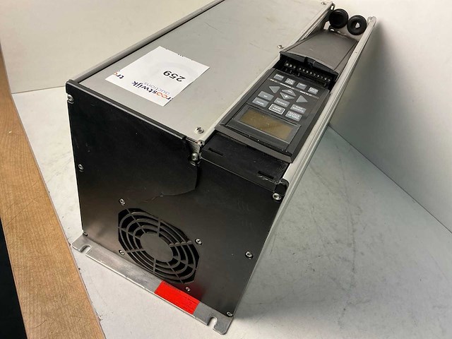 Danfoss frequentieregelaar - afbeelding 5 van  6