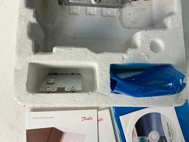 Danfoss vlt2875pt frequentieregelaar - afbeelding 6 van  9