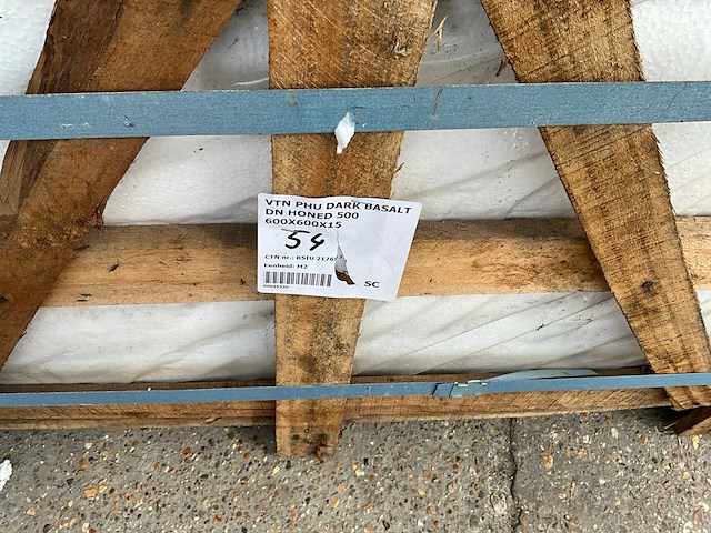 Dark basalt honed 500 natuursteen tuintegels ca.38,88m2 - afbeelding 3 van  4