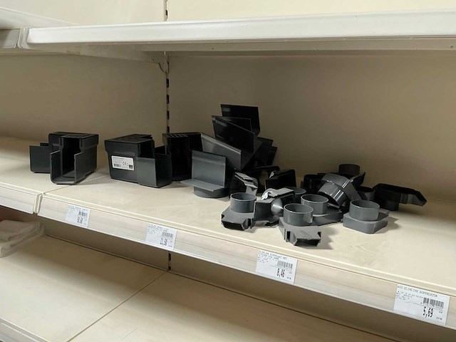 Darmen, drainagetoebehoren en elektrokabel - afbeelding 6 van  20