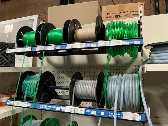 Darmen, drainagetoebehoren en elektrokabel - afbeelding 18 van  20