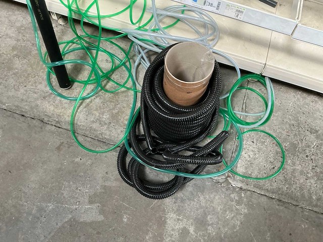 Darmen, drainagetoebehoren en elektrokabel - afbeelding 20 van  20