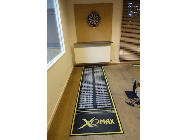 Dartbord & mat - afbeelding 1 van  4