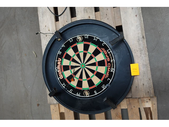 Dartsbord - afbeelding 1 van  3