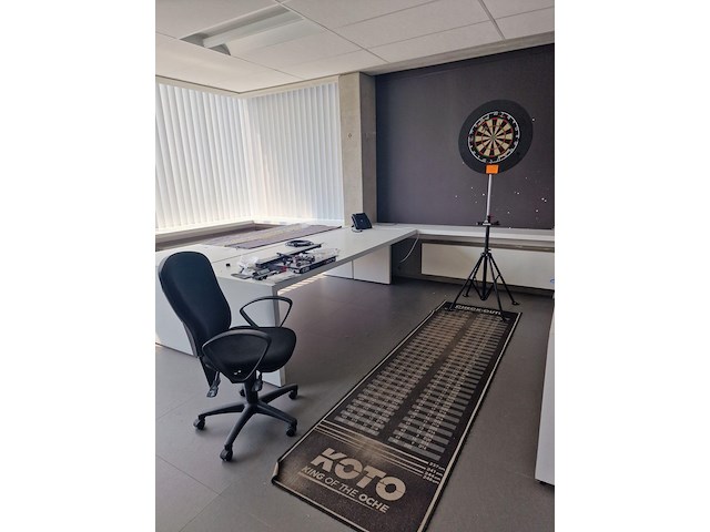 Dartsspel wimau + stoel - afbeelding 1 van  7
