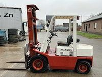 Datsun ef02 vorkheftruck - afbeelding 18 van  19