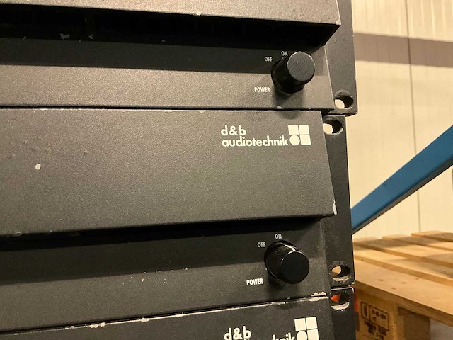 D&b audiotechnik d80 versterker - afbeelding 4 van  5