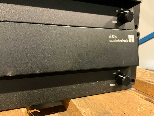 D&b audiotechnik d80 versterker - afbeelding 3 van  4