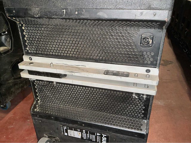 D&b audiotechnik j subwoofer (2x) - afbeelding 2 van  5