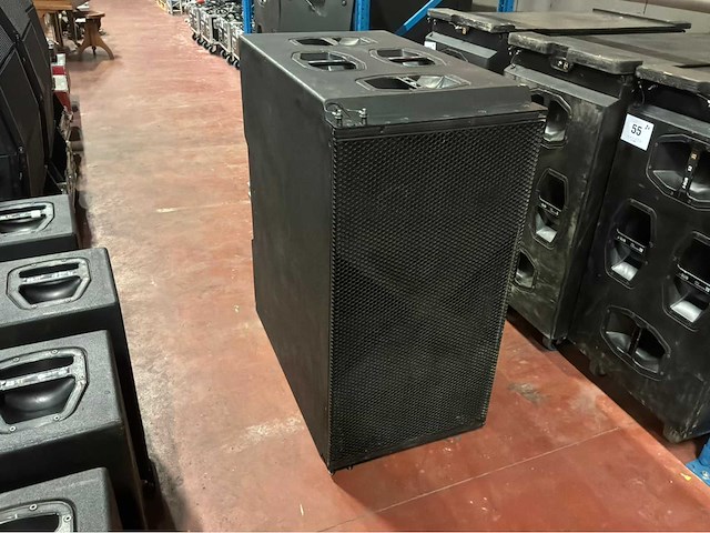 D&b audiotechnik j subwoofer (2x) - afbeelding 1 van  8