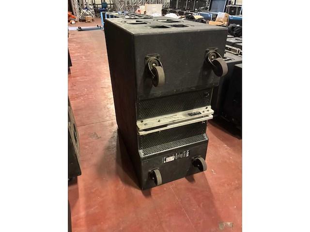 D&b audiotechnik j subwoofer (2x) - afbeelding 1 van  5