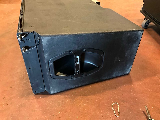 D&b audiotechnik j8 luidspreker (4x) - afbeelding 4 van  6