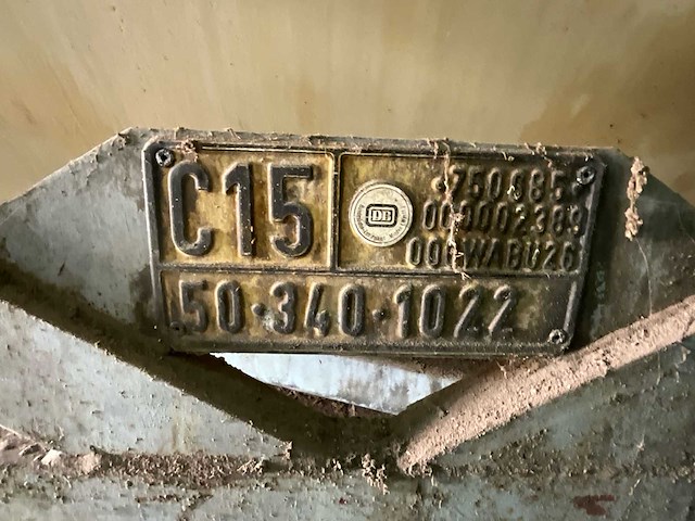 Db c15 tank container - afbeelding 17 van  22