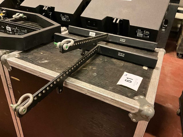 D&b z5394 y flyingframe adapter (2x) - afbeelding 1 van  1