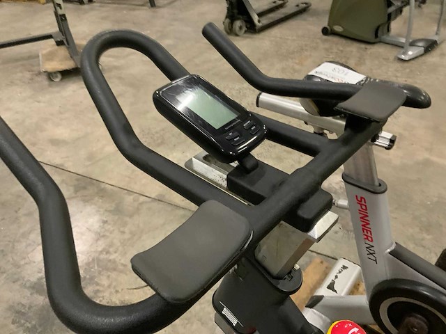 Dc athletics indoorcycle sven nice spinningbike - afbeelding 2 van  4