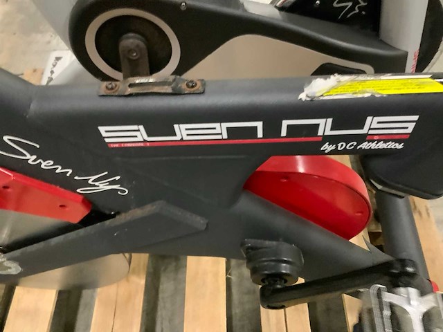Dc athletics indoorcycle sven nice spinningbike - afbeelding 4 van  4