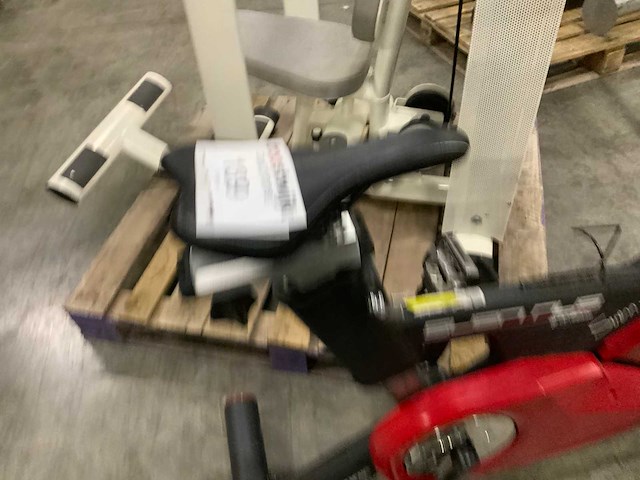 Dc athletics indoorcycle sven nice spinningbike - afbeelding 3 van  5