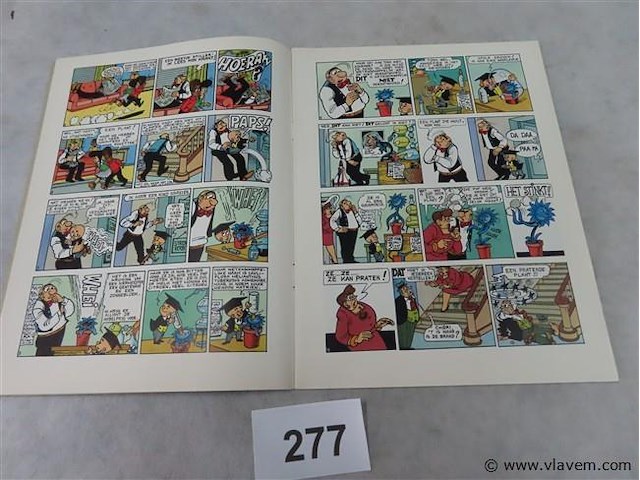 De blauwe blommebloem - afbeelding 2 van  3