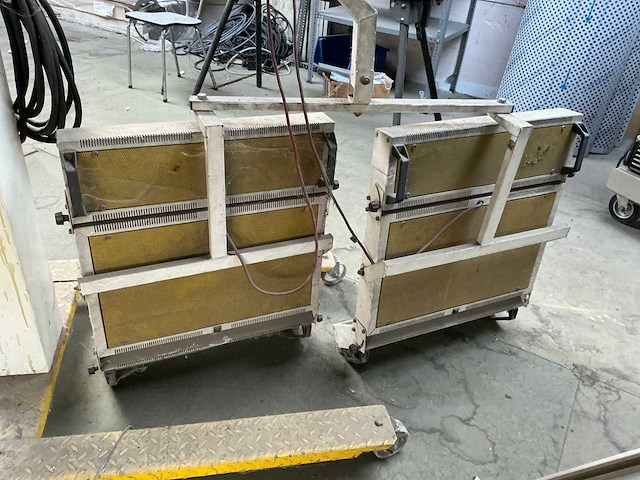 De bock sir-16 verrijdbare infrarood lamp - afbeelding 3 van  4