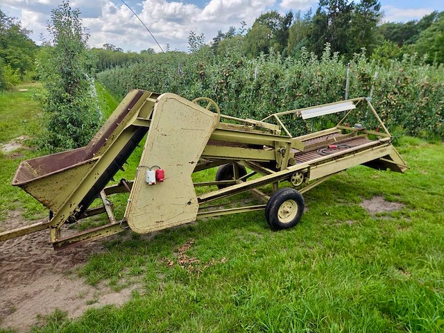De bruyne aardappel sorteermachine - afbeelding 1 van  1